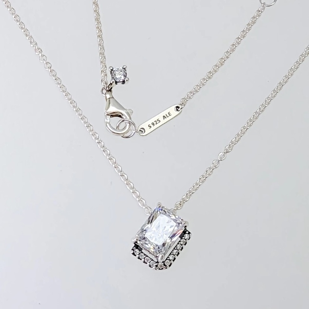 Pandora 925  Sterling Silver Halo Collier Necklace with Emerald Cut Stone